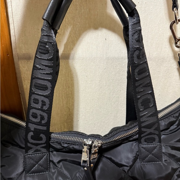 Steve Madden quilted tote/crossbody - Picture 8 of 10